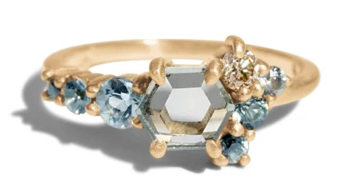 Bario neal store cluster ring